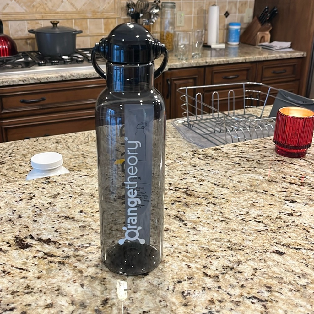 Orangetheory #1 Dad h2go dj water bottle. New with tags.